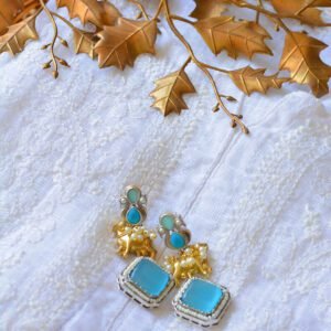 Unique Diamond Shaped Blue Royal Look Earrings