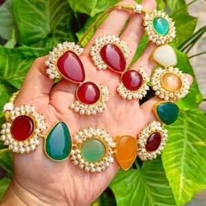 Pretty Multicolor Kundan Moti Necklace Set