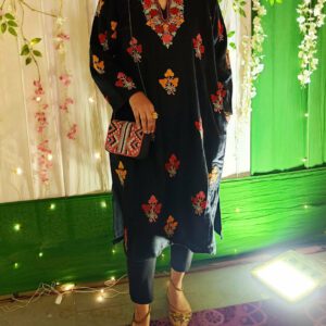 Trendsetting Black Multicolor Kashmiri Phiran With Denims