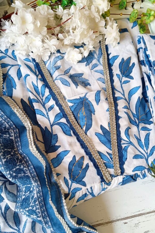 Summer Soothing Cotton Blue White Floral Outfit