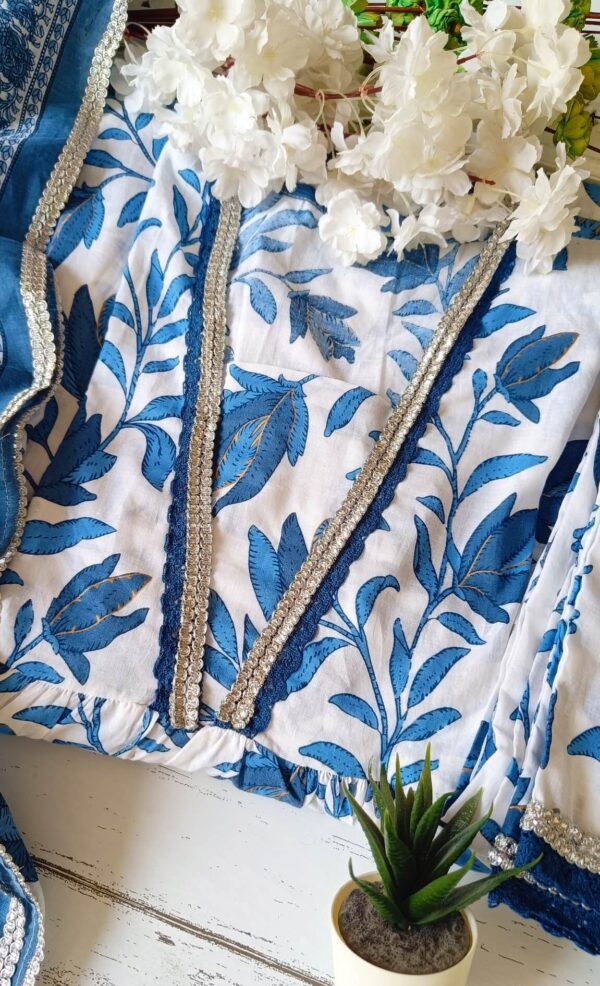 Summer Soothing Cotton Blue White Floral Outfit